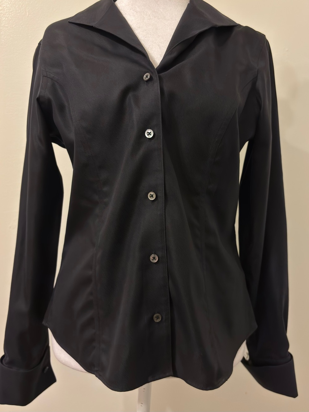 Brooks Brothers Women’s Black Petite Semi-Fitted 100% Cotton Dress Shirt 4P
